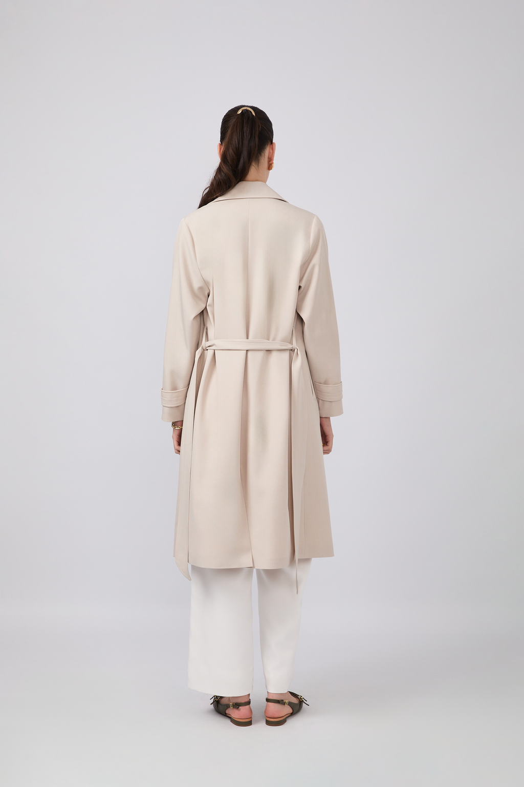 Gabardina larga con abertura y bolsillos funcionales Beige - Becca