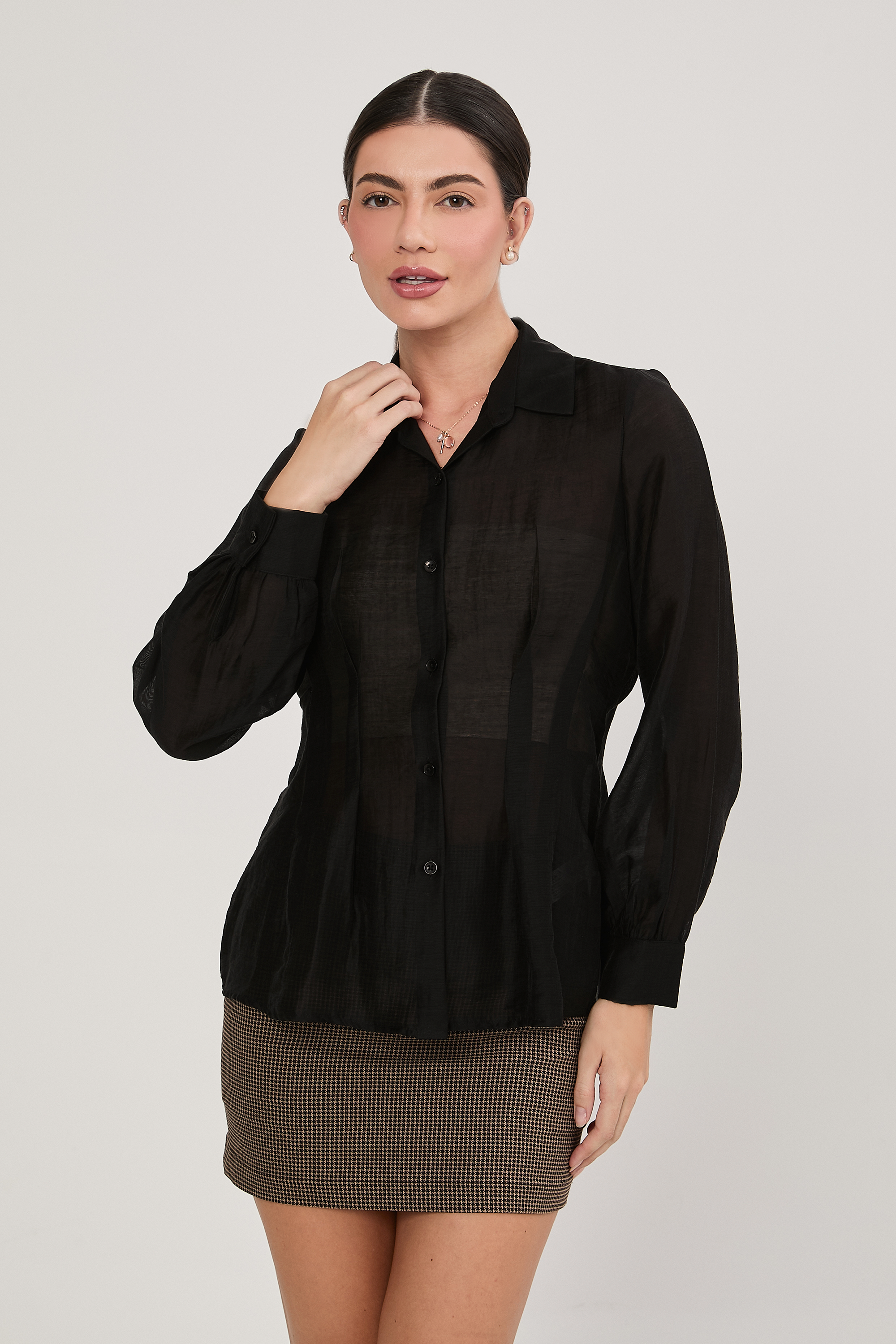 BLUSA CAMISERA MANGA CON PINZAS NEGRO - ARABELLA [PRE-VENTA]