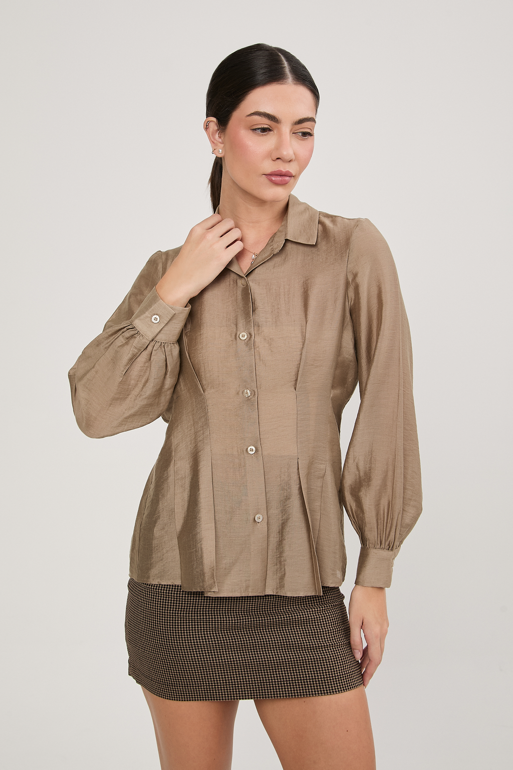 BLUSA CAMISERA MANGA CON PINZAS TOPO - ARABELLA [PRE-VENTA]