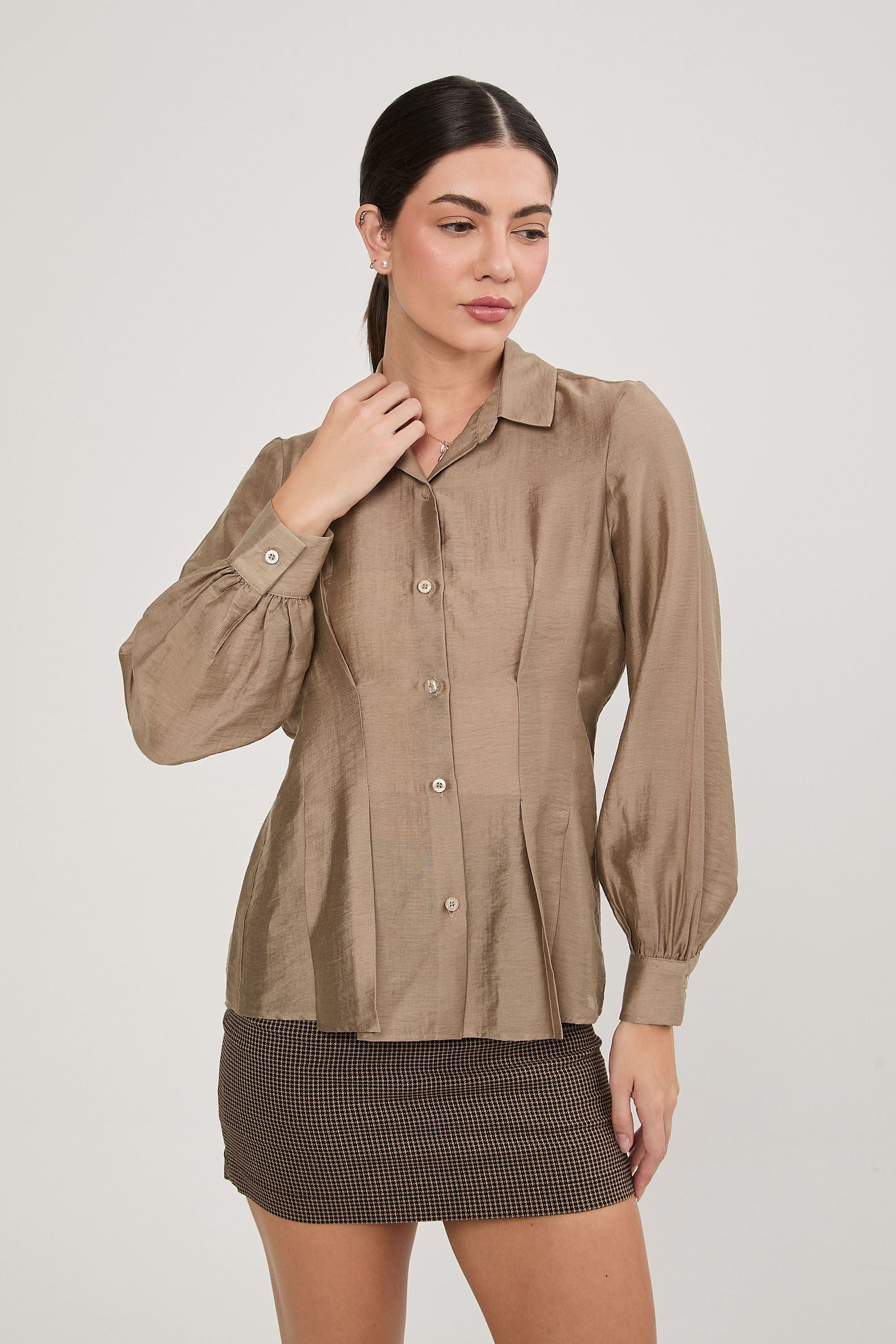 BLUSA CAMISERA MANGA CON PINZAS TOPO - ARABELLA [PRE-VENTA]