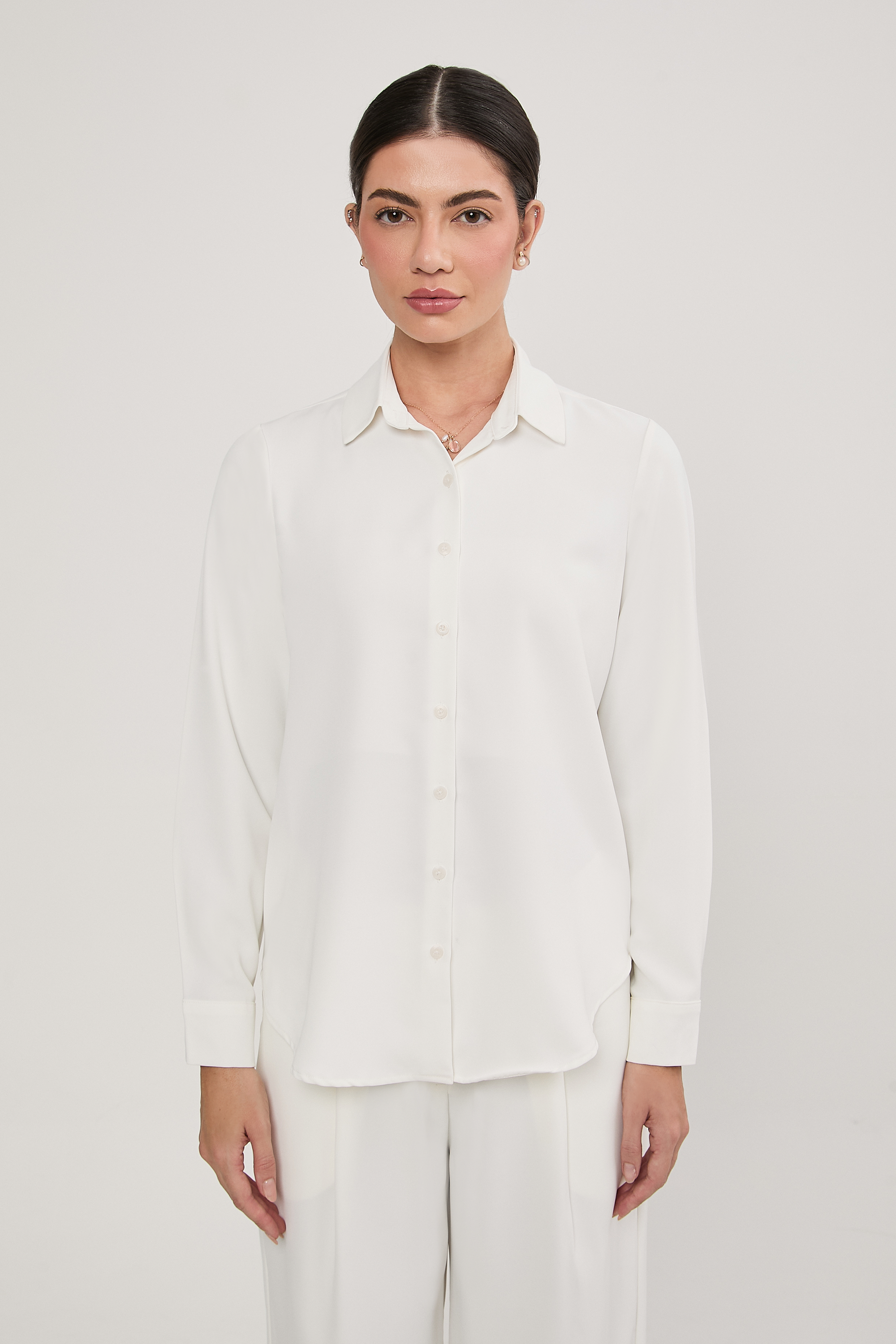 BLUSA MANGA LARGA CUELLO CAMISERO PERLA - PARIS