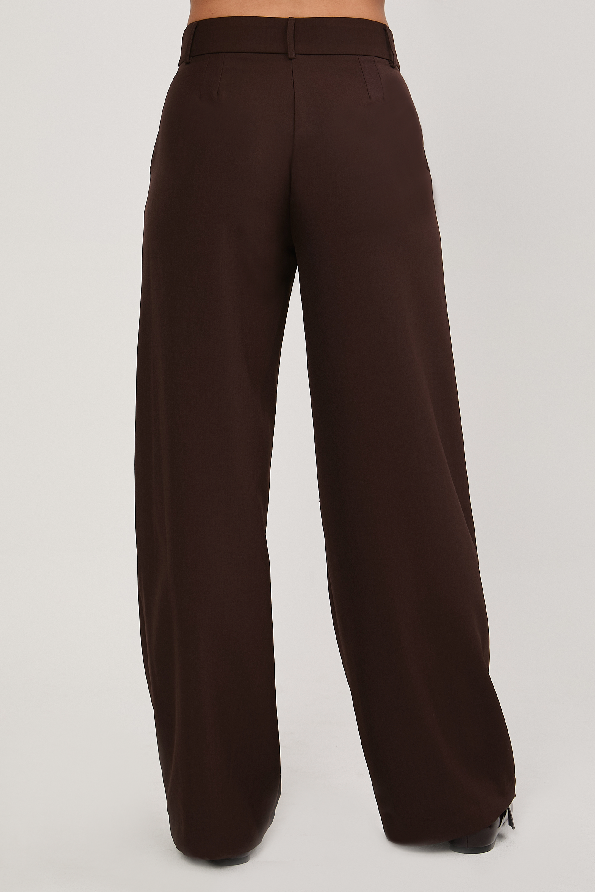PANTALON SEMI PALAZZO CON BOLSILLOS LATERALES MARRON - DHALIA