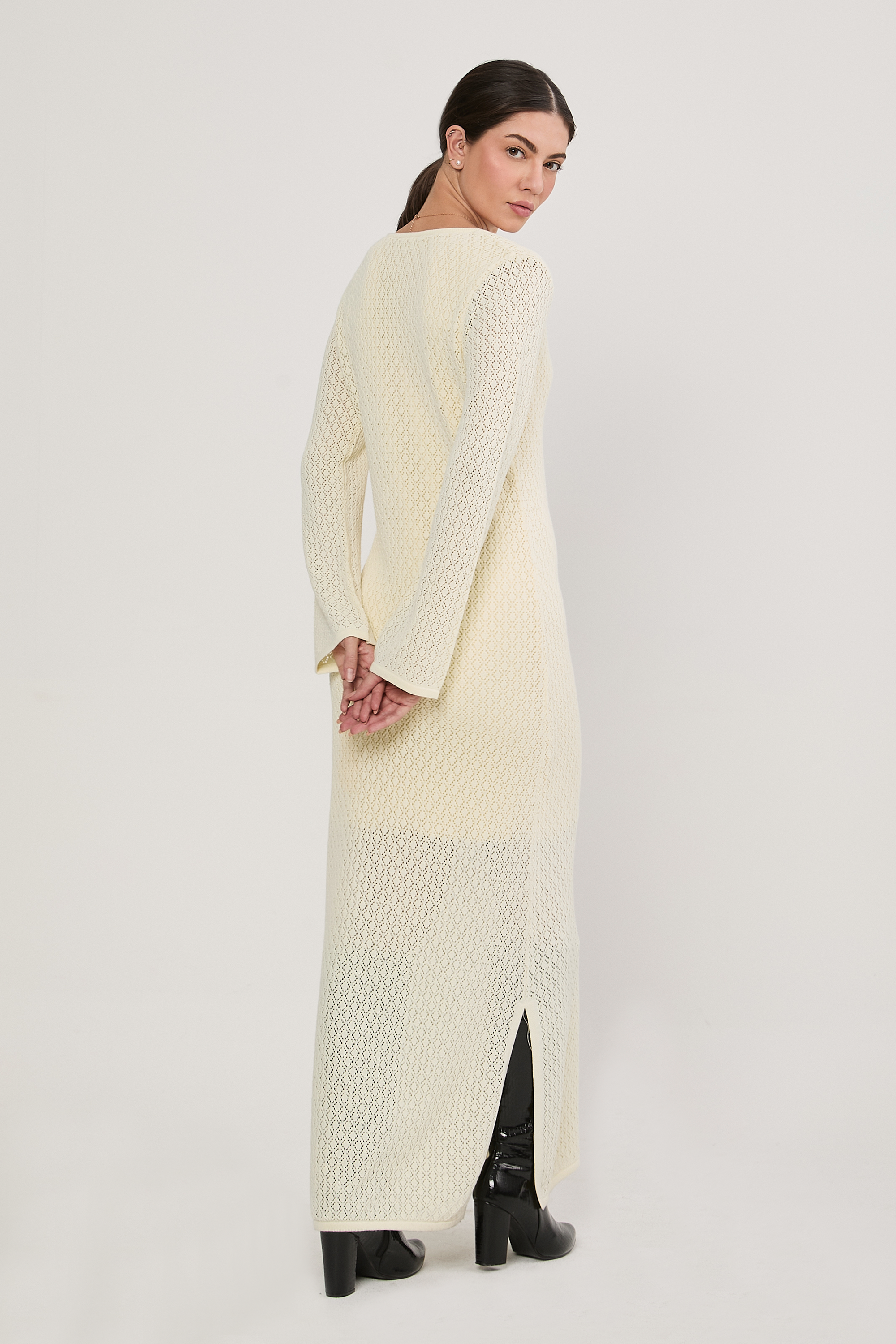 VESTIDO TEJIDO CON ESCOTE AMARILLO - BALI