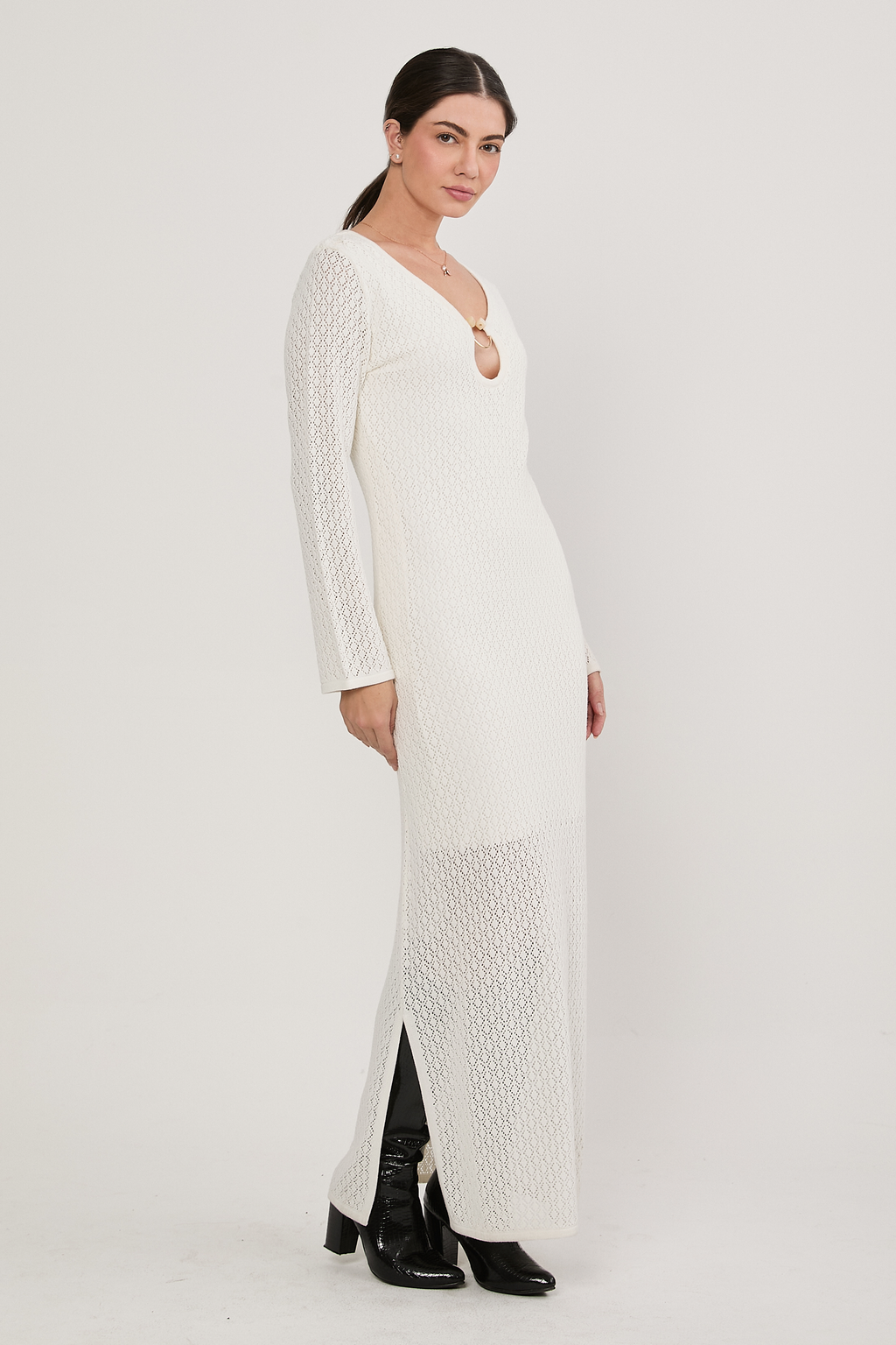 VESTIDO TEJIDO CON ESCOTE PERLA - BALI