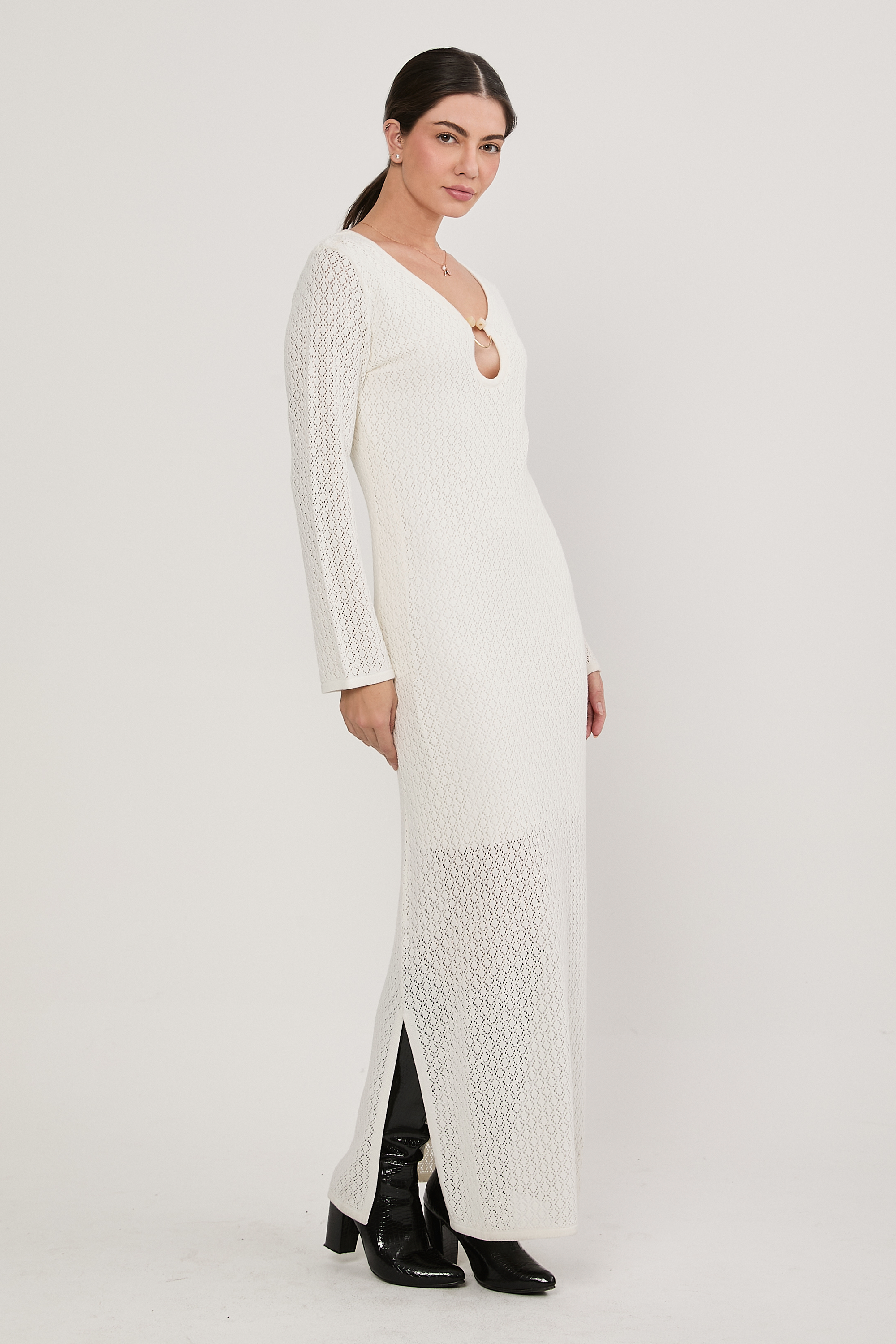 VESTIDO TEJIDO CON ESCOTE PERLA - BALI