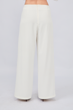 PANTALÓN SASTRERO CON PINZAS Y TIRANTES REGULABLE PERLA - GAMBITO