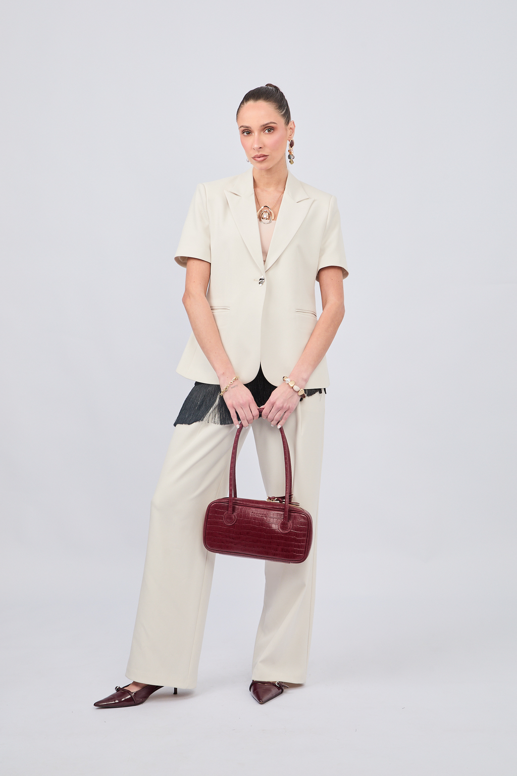 PANTALON SASTRERO DE PRETINA CRUZADA CON TIRANTES HUESO - ALFIL