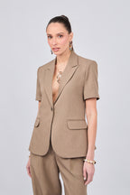 BLAZER MANGA CORTA CON CUELLO CLASICO TOPO - ALFIL