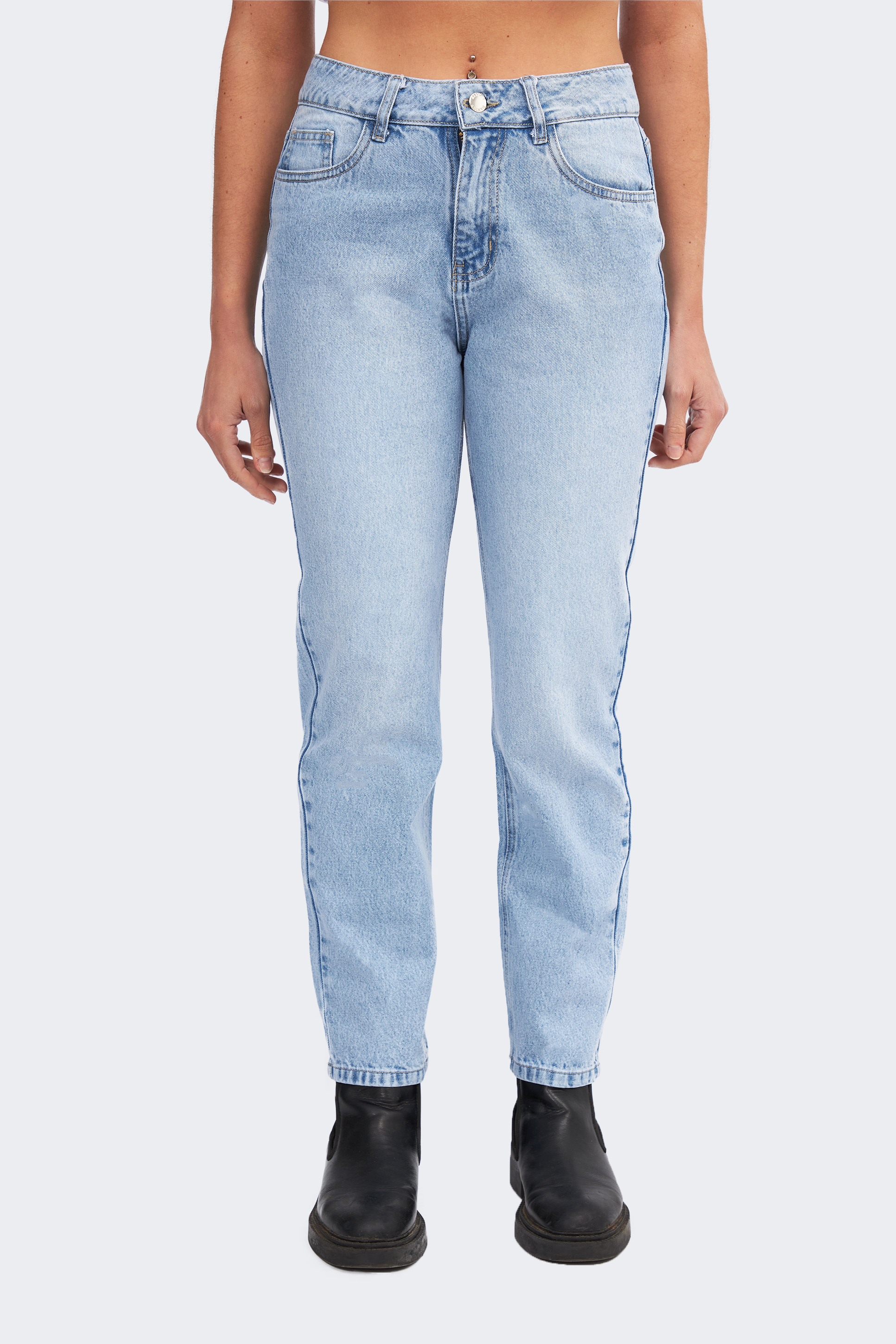 Mom Jean light cream