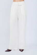 PANTALÓN SASTRERO CON LAZO Y PLIEGUES DELANTEROS PERLA- MELISSA