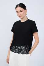 POLO DE MANGA CORTA CON DETALLE DE ENCAJE NEGRO - NEREA