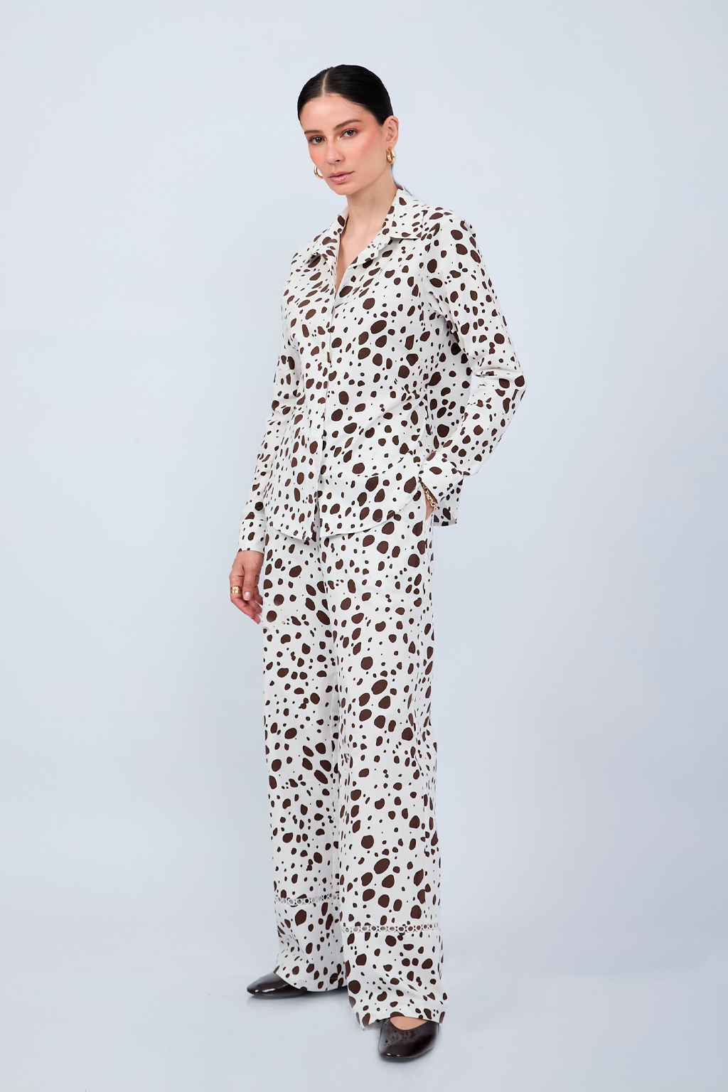 PANTALÓN PALAZZO DE ALGODÓN CON PRINT VACA MARRÓN - ALBINA