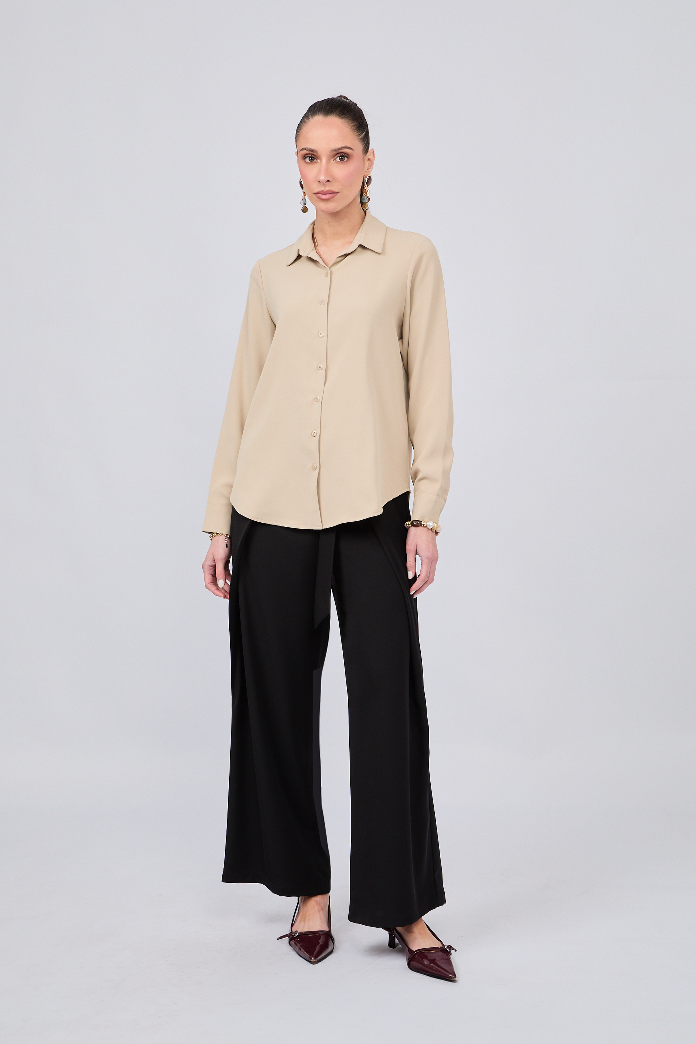 PANTALON SASTRERO DE PRETINA CRUZADA CON TIRANTES NEGRO - ALFIL