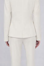BLAZER SASTRERO ENTALLADO CON BOTON METALICO PERLA - KAJUN
