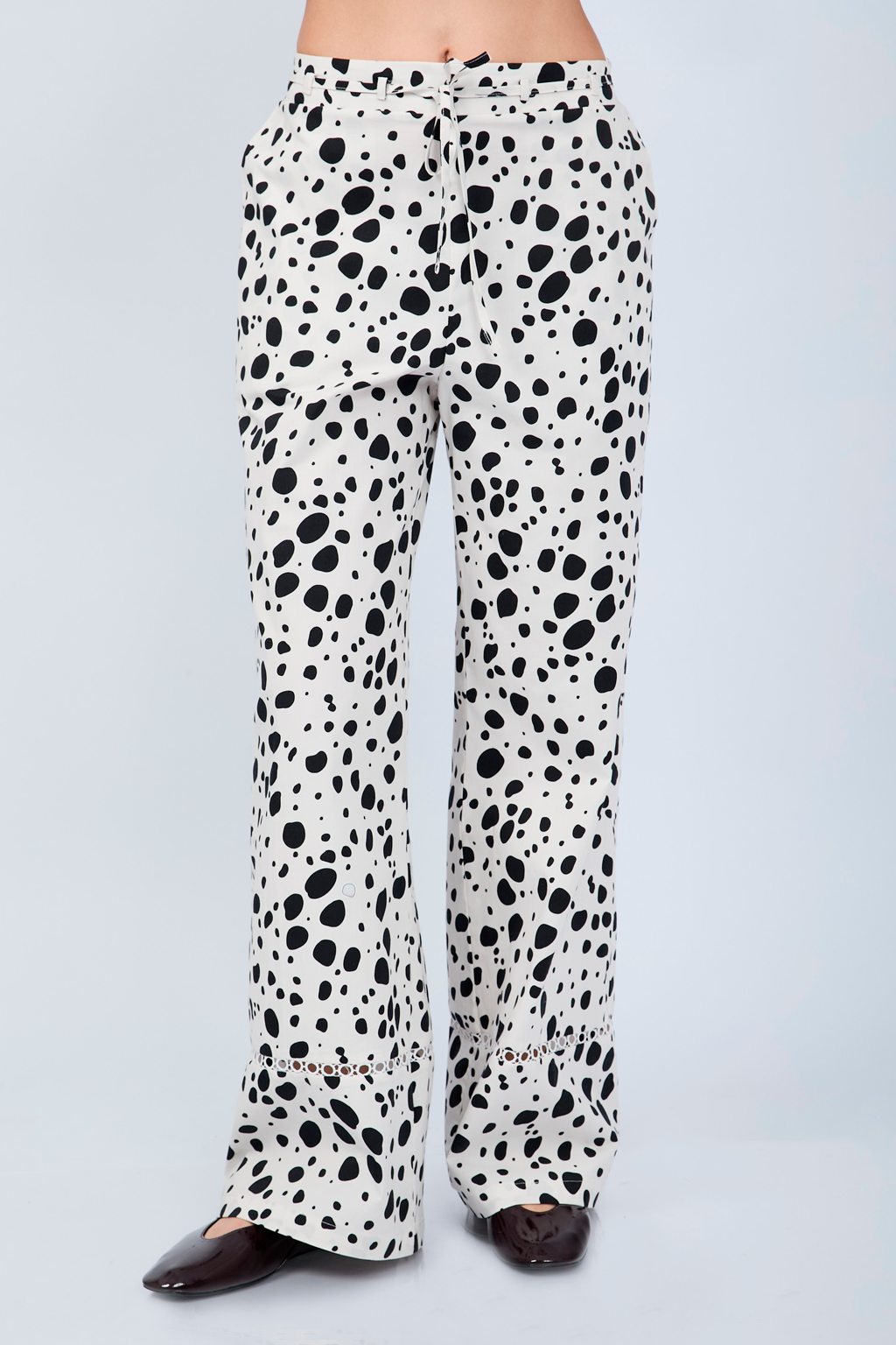 PANTALÓN PALAZZO DE ALGODÓN CON PRINT VACA NEGRA - ALBINA