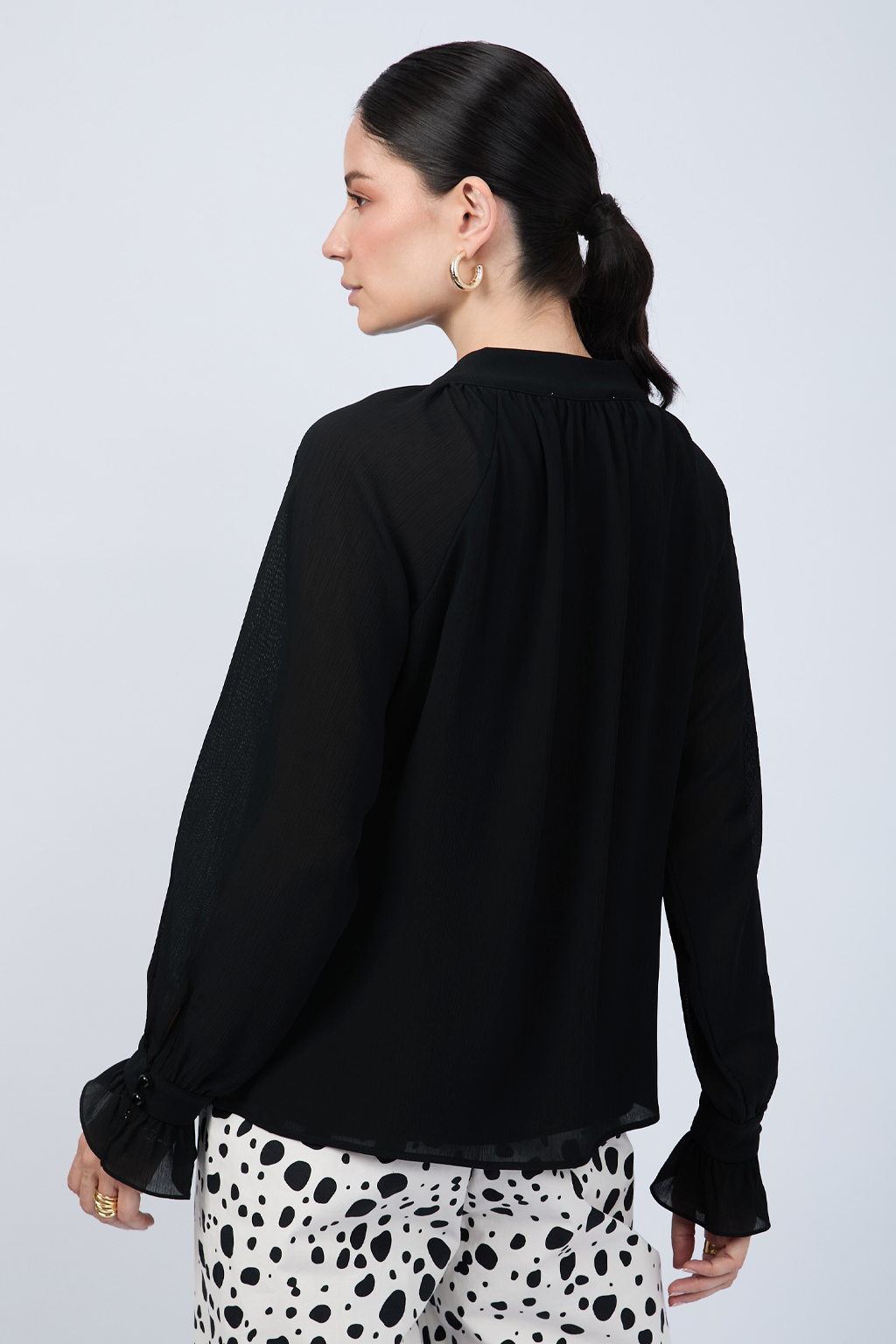BLUSA DE GASA MANGA LARGA CON LAZO NEGRO - ARIEL
