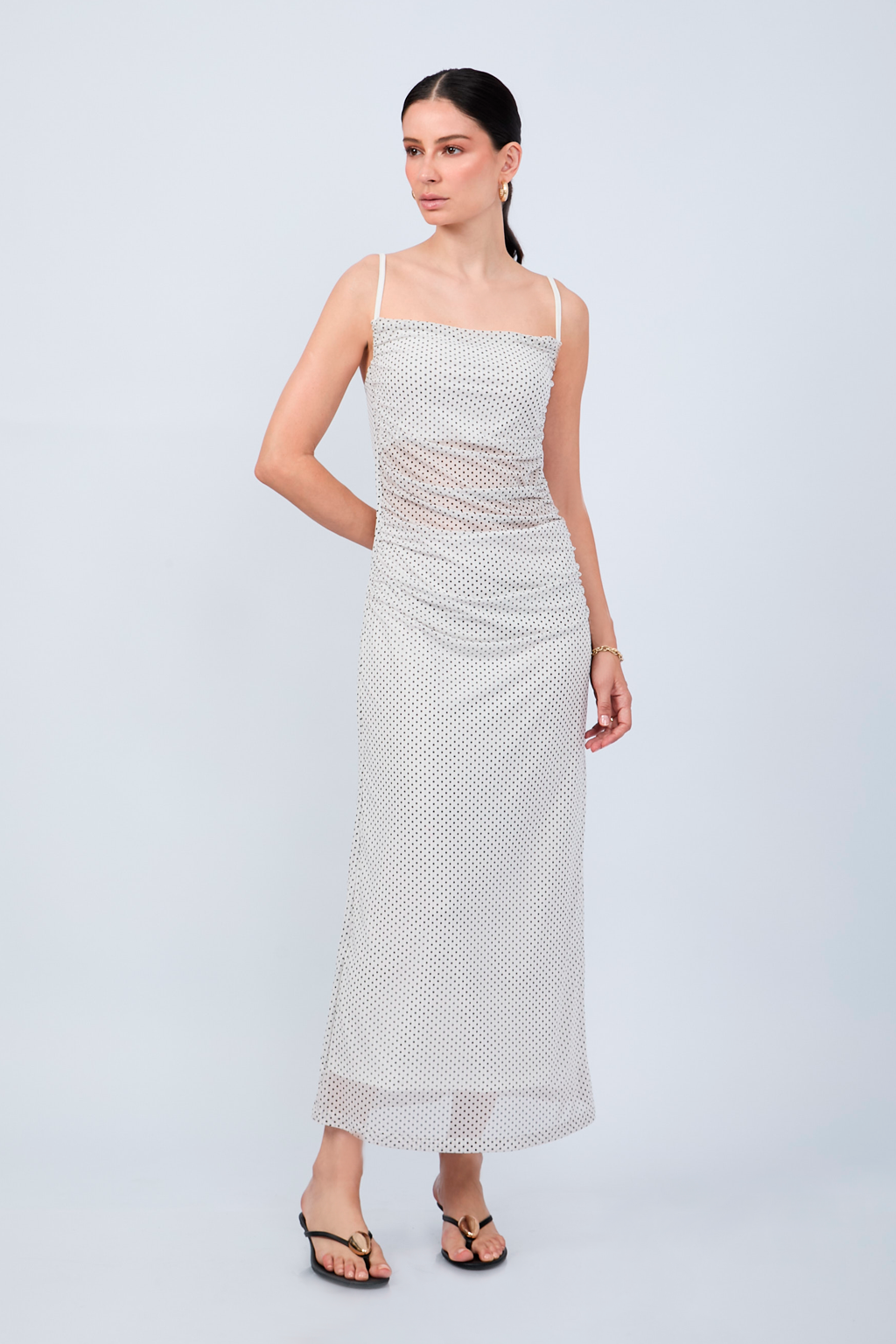 VESTIDO LARGO DE TIRAS CON DRAPEADO PERLA PUNTOS NEGRO - LEAH