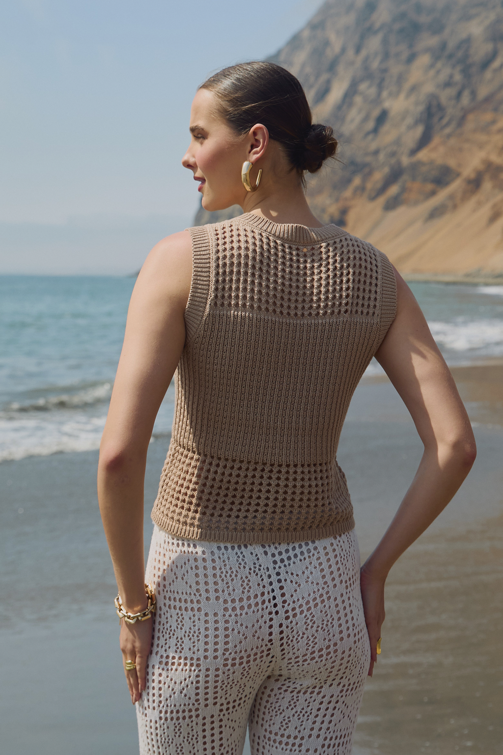 POLO TEJIDO SIN MANGAS DE ALGODÓN TOPO - NARA