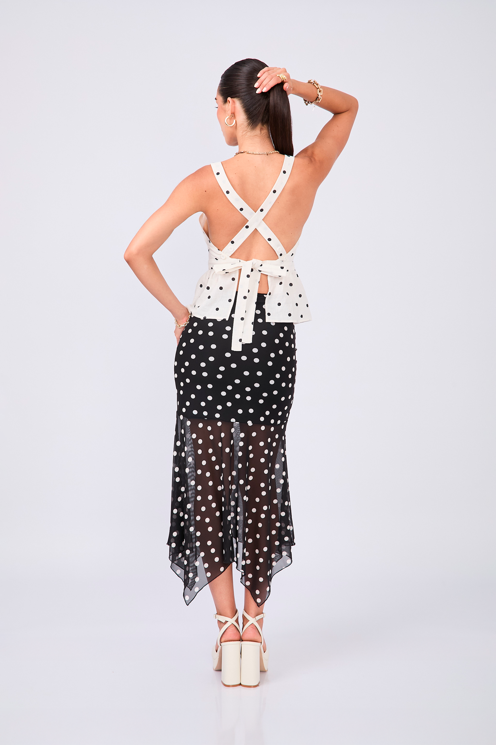 TOP DE TIRANTES CON ESTAMPADO DE LUNARES PERLA - ABBY