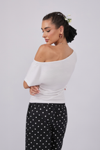 TOP ASIMÉTRICO DE ALGODÓN PIMA PERLA  - MAGDA