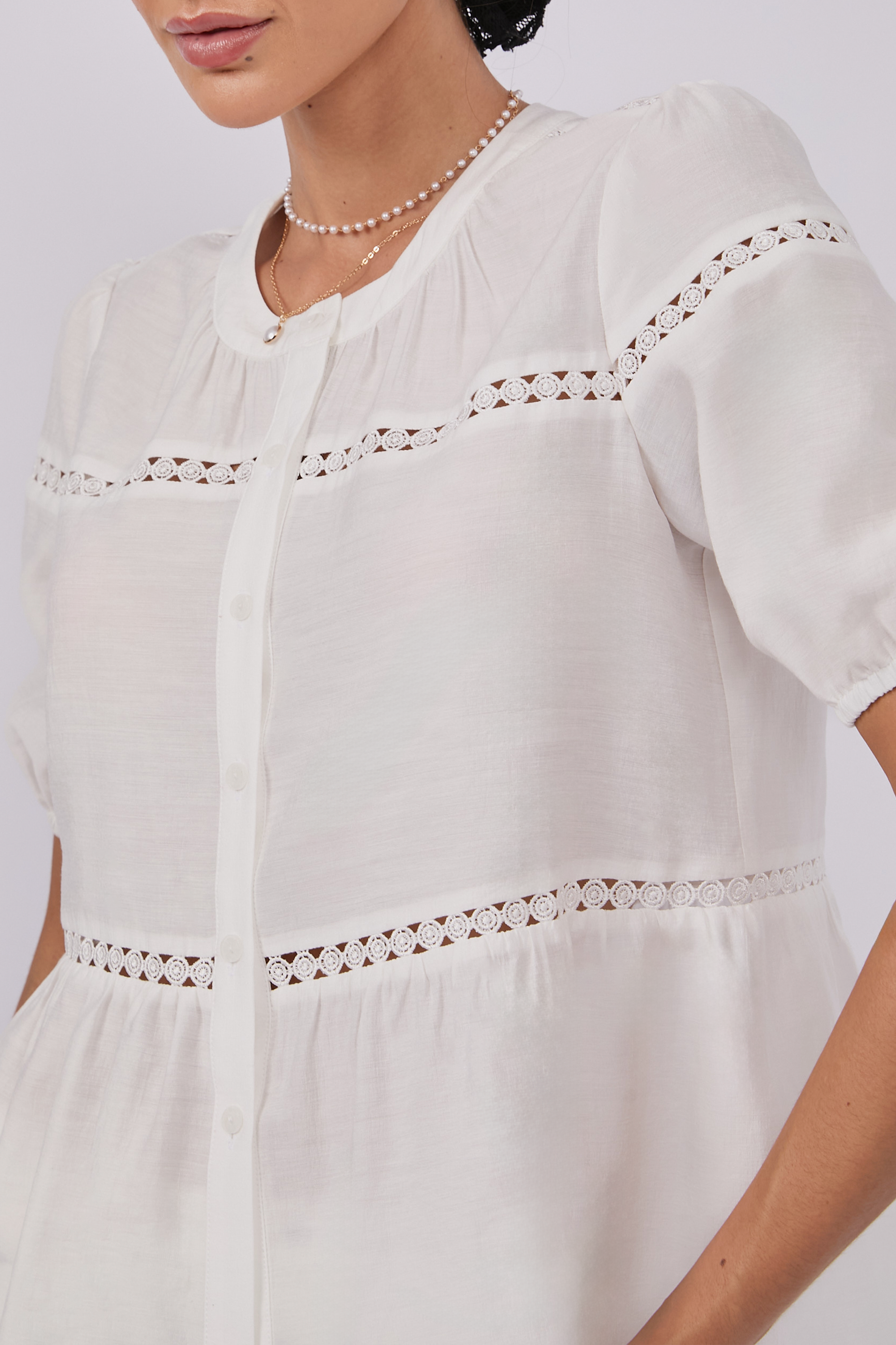 BLUSA DE LINO MANGA CORTA PERLA - PAQAÍ