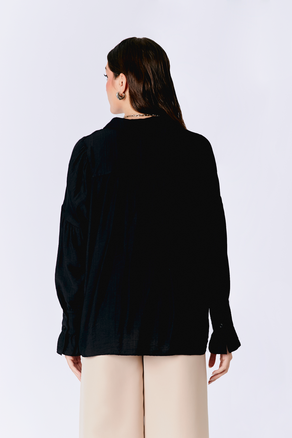 BLUSA MANGA LARGA CON RECOGIDO NEGRO - JOSEFINA