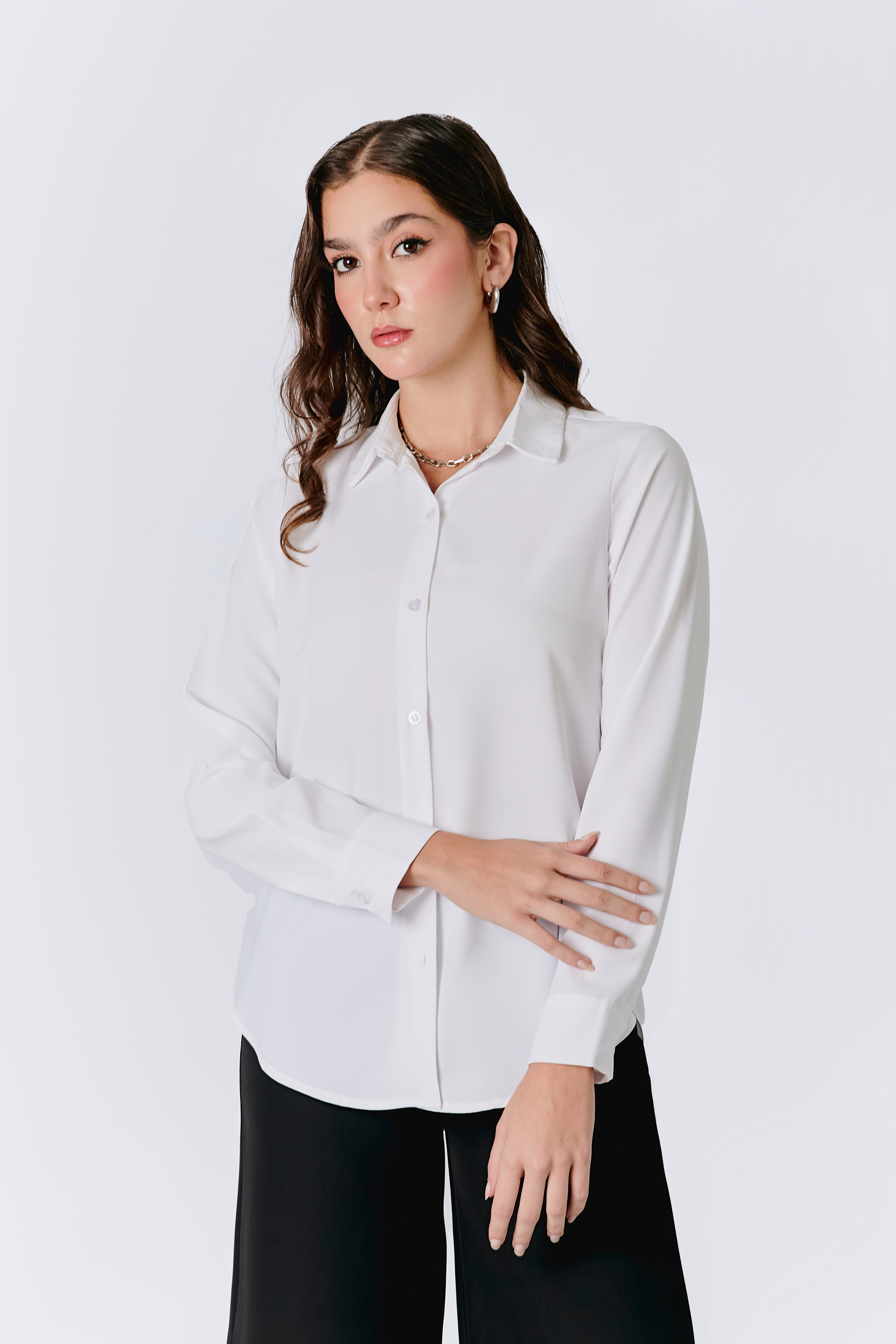 BLUSA MANGA LARGA CON BOTONES PERLA - LORENA