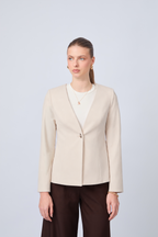 BLAZER CON ESCOTE V BEIGE- CAMELIA