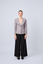 BLAZER CON ESCOTE V PLOMO  - CAMELIA