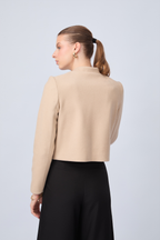 CASACA DE PAÑO ESTRUCTURADA CON BROCHES ORIENTALES BEIGE - URSULA