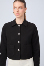 CASACA CORTA CON CUELLO CAMISERO NEGRO - AMALIA