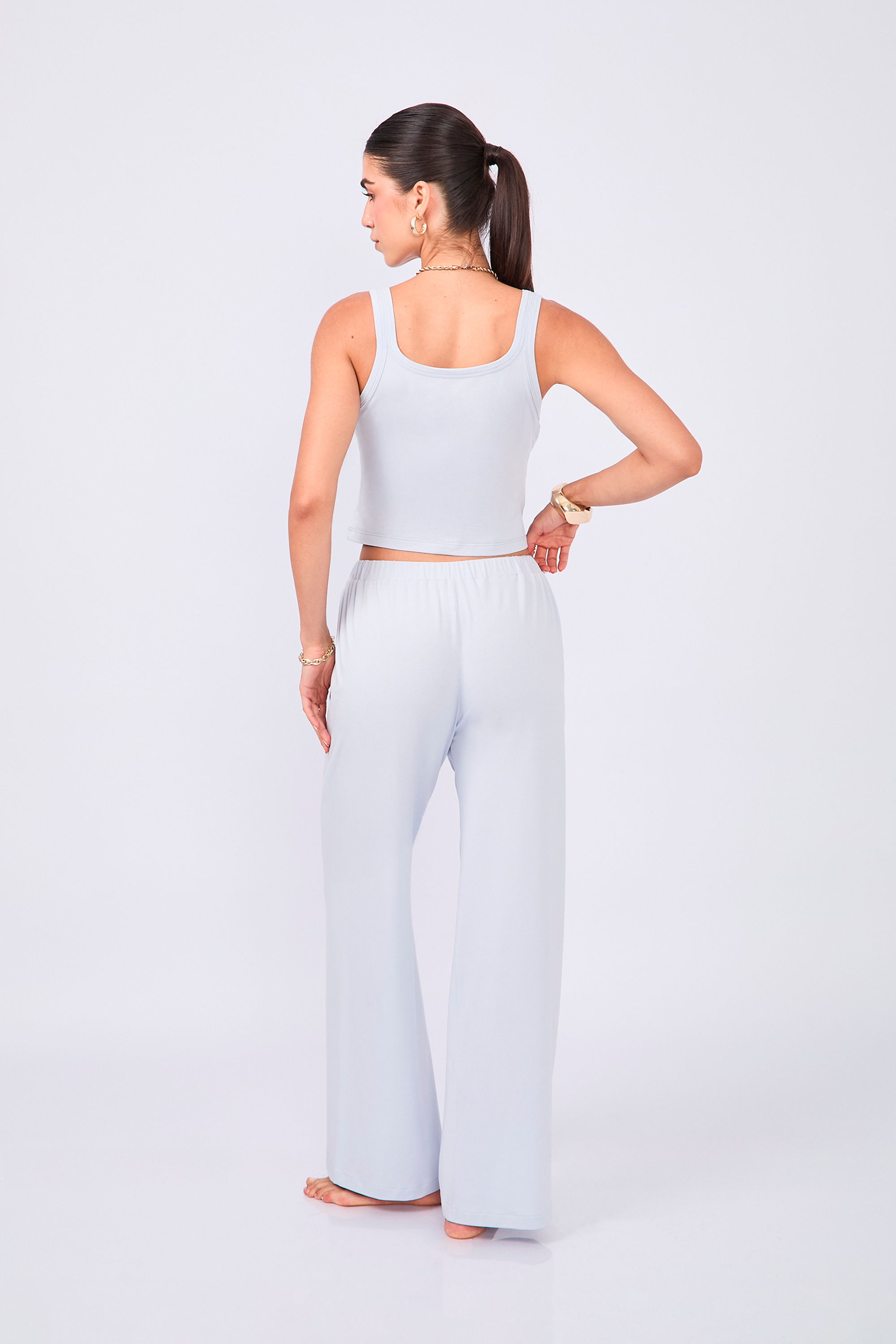 PANTALÓN DE ALGODÓN PIMA EN CELESTE – CHLEO