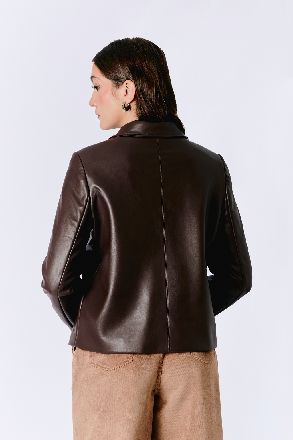 CASACA GINEBRA DE CUERINA CON CIERRE DE MUJER BANATY