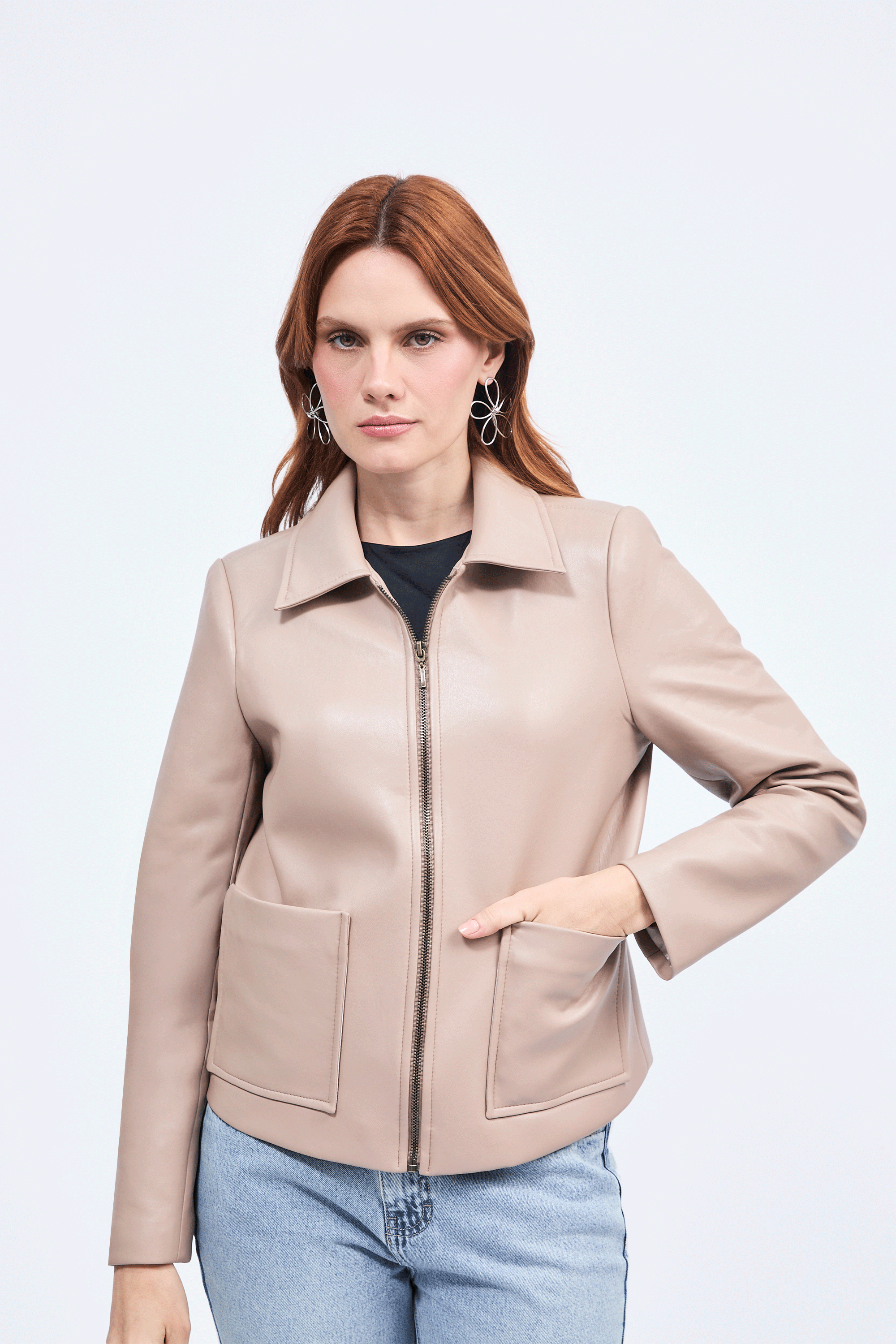 CASACA DE CUERINA CON CIERRE BEIGE - GINEBRA