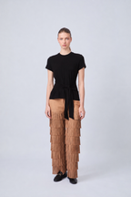 PANTALÓN DE TIRO ALTO DE SUEDE CON FLECOS CAMEL  - QUENTI