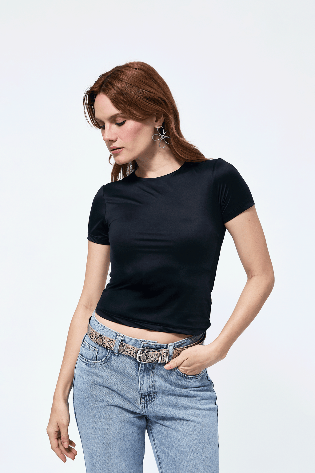 Polo cuello redondo con manga corta negro - Tess