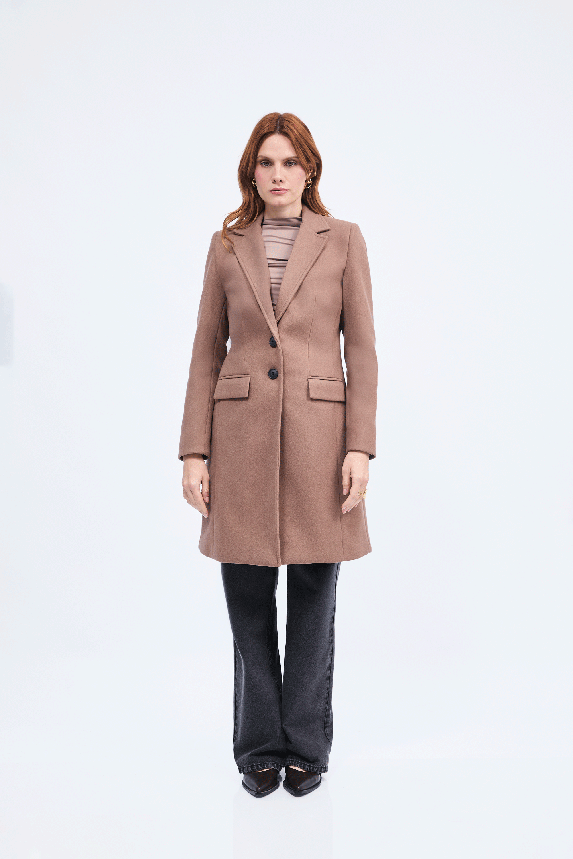 SACO LARGO CON BOLSILLOS FUNCIONALES COCOA - ALTAMIRA