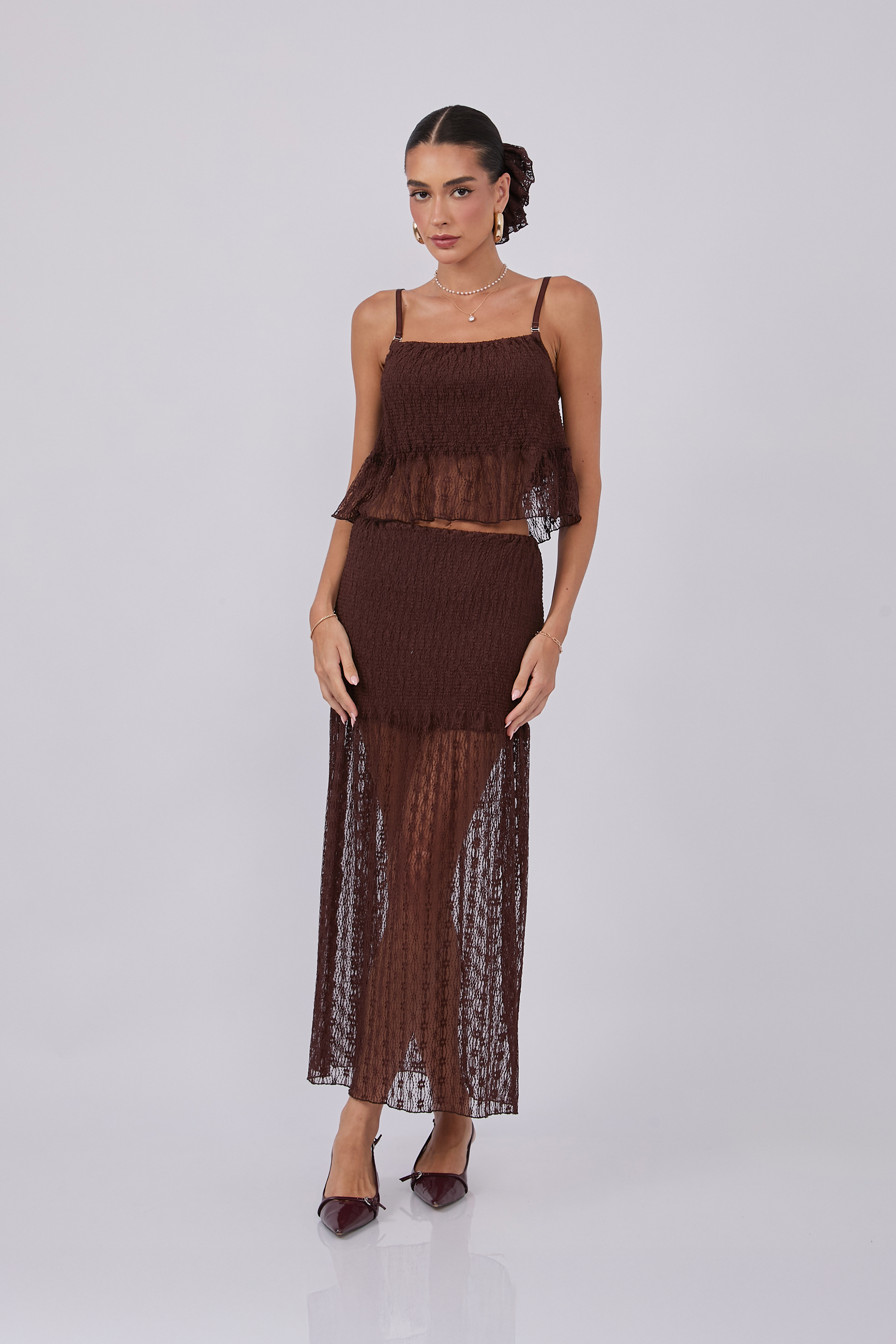 FALDA DE ENCAJE CON ELÁSTICO EN LA CINTURA MARRÓN - CACCAÖ