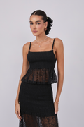 TOP DE ENCAJE CON TIRAS AJUSTABLES NEGRO- CACCAÖ